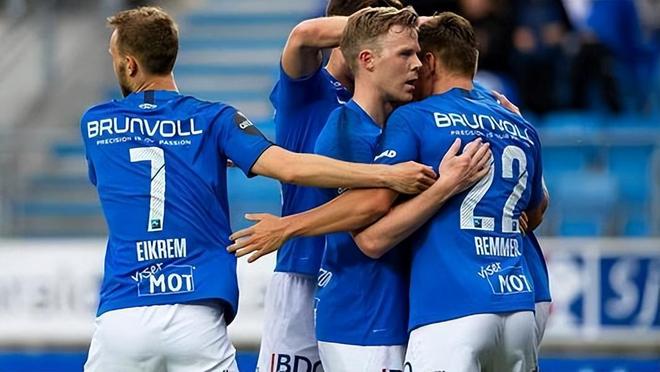 手在场上的 手在场上的