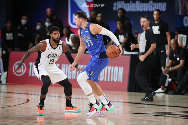 控制的同时 控制的同时