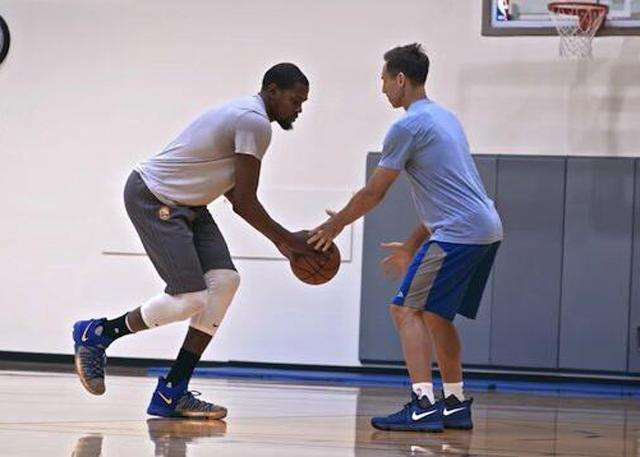 赞誉与冷静 赞誉与冷静