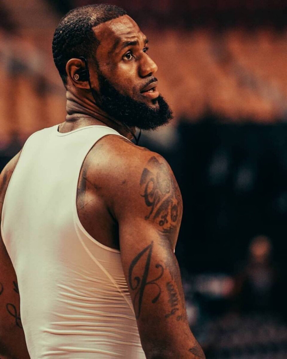 依靠外线移 依靠外线移