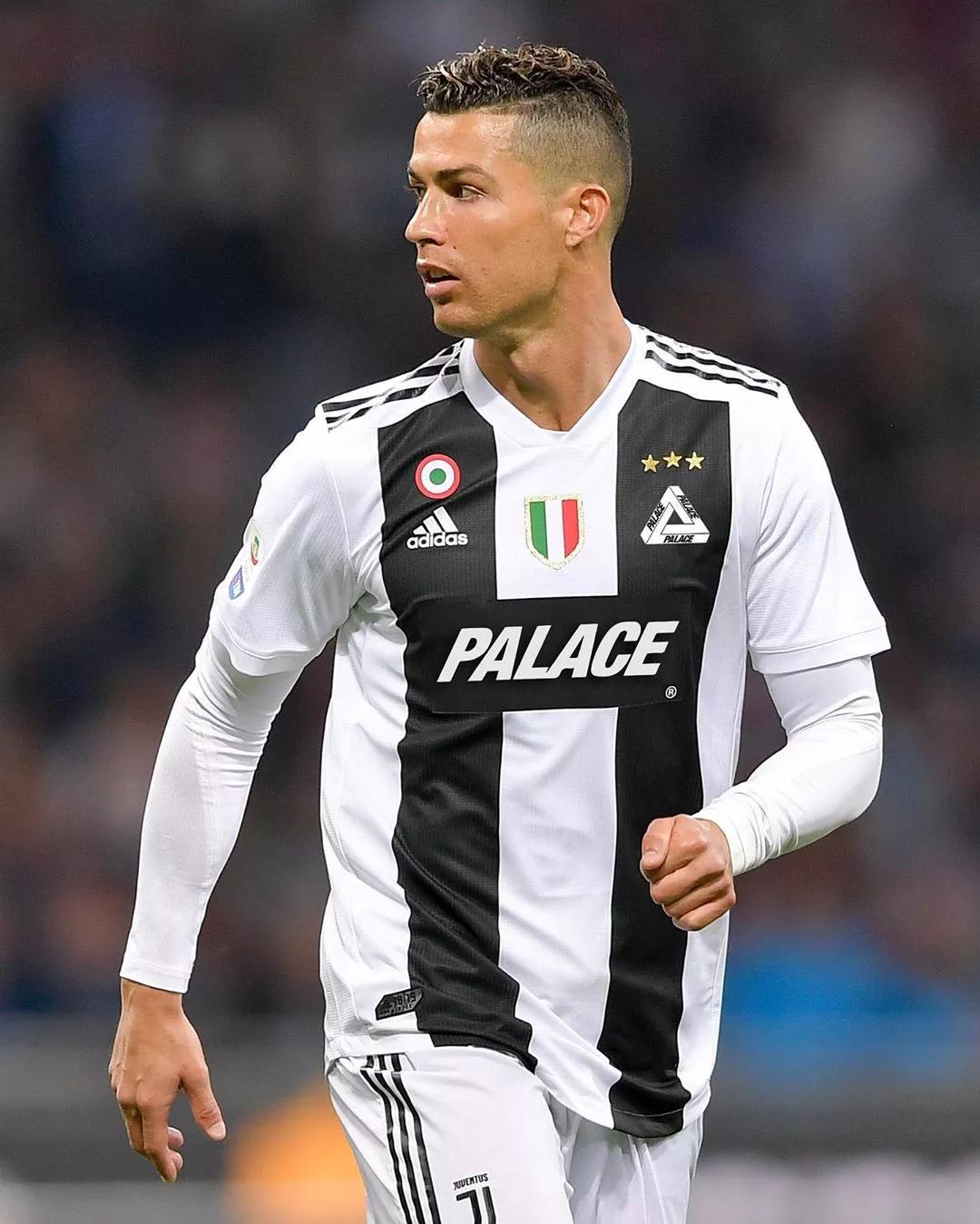 双手递手 双手递手